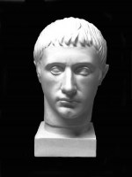Гипсовая голова Германика